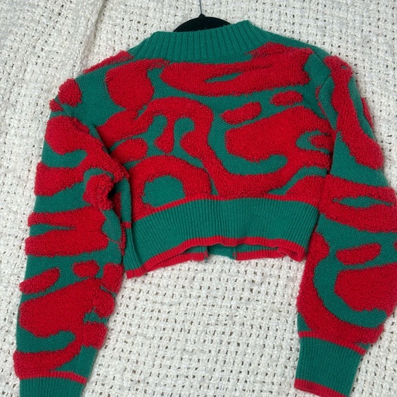 Daisy Red and Green Women's Crop Cardigan - Picture 5 of 7